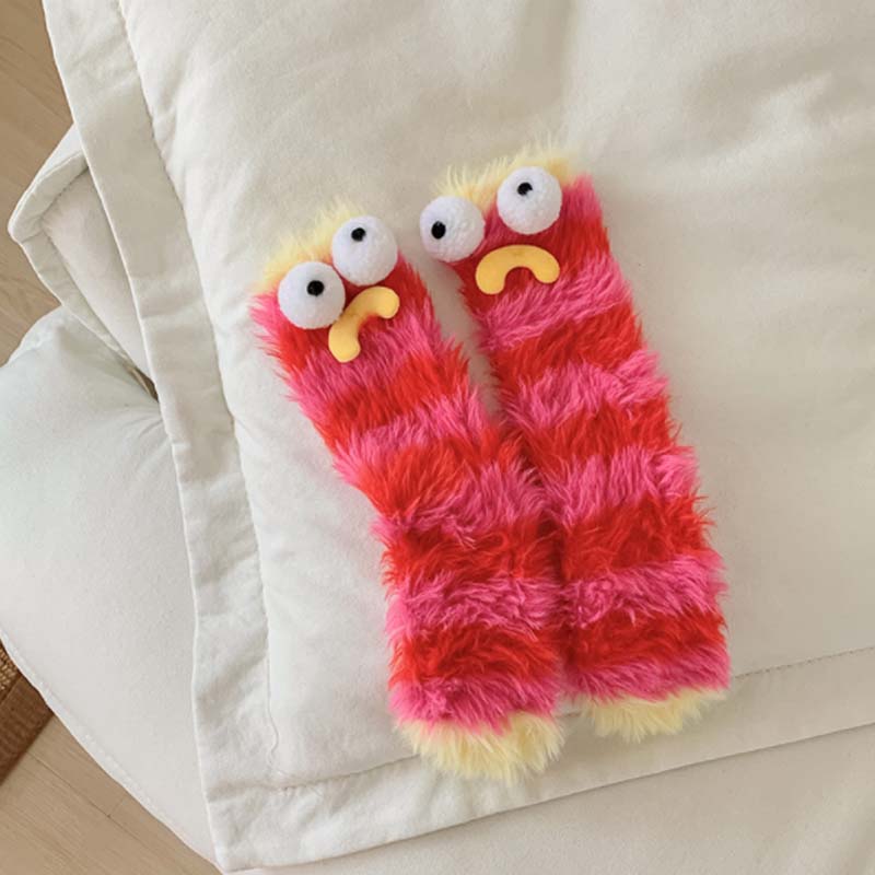 Warme, kuschelige, flauschige Cartoon-Monster-Socken