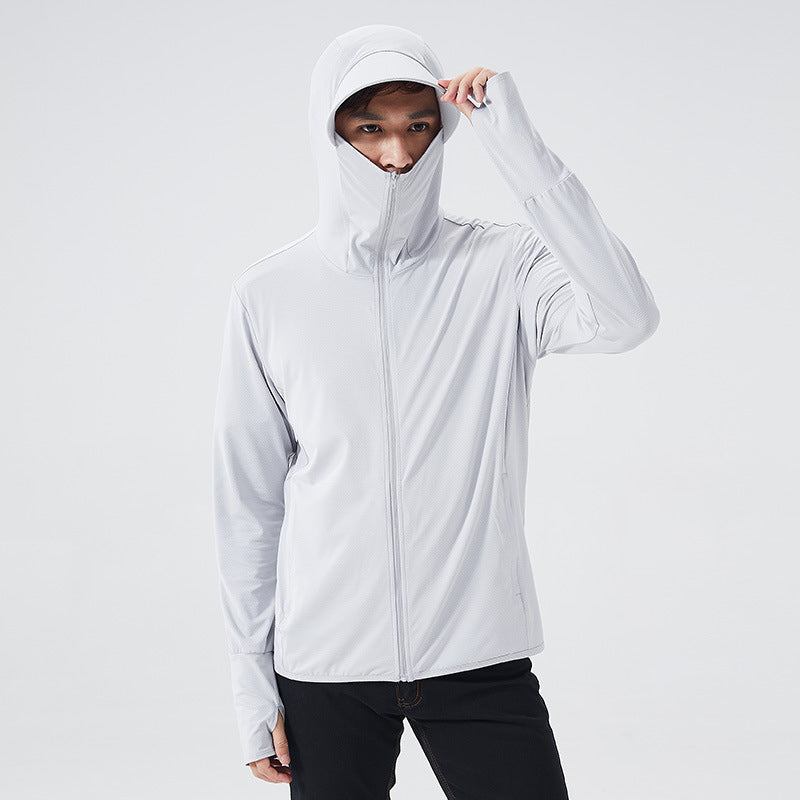 Leichter Sonnenschutz-Hoodie im Freien