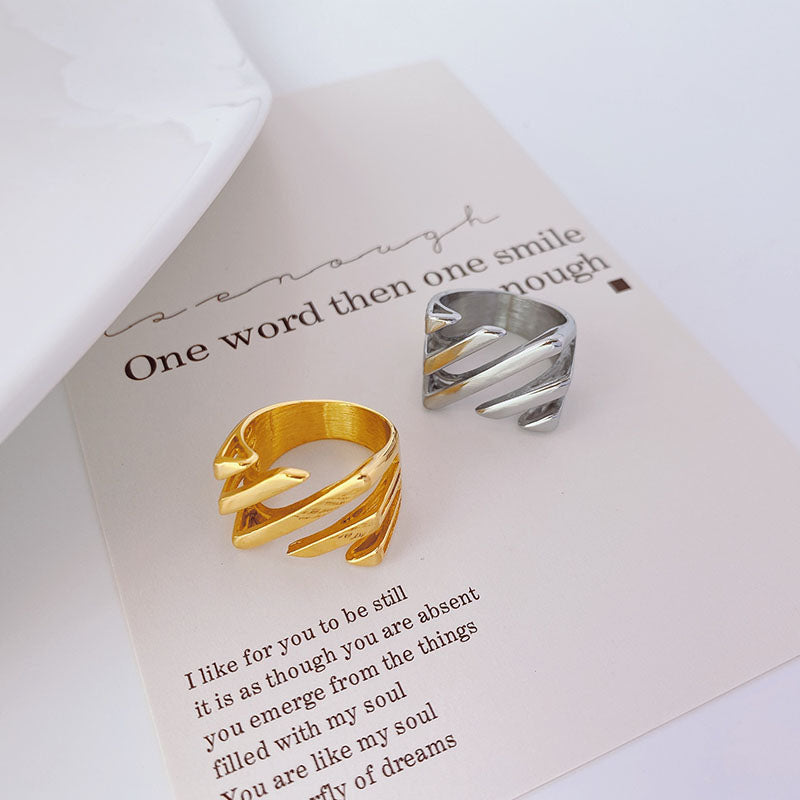 Modischer einfacher Twill-Ring