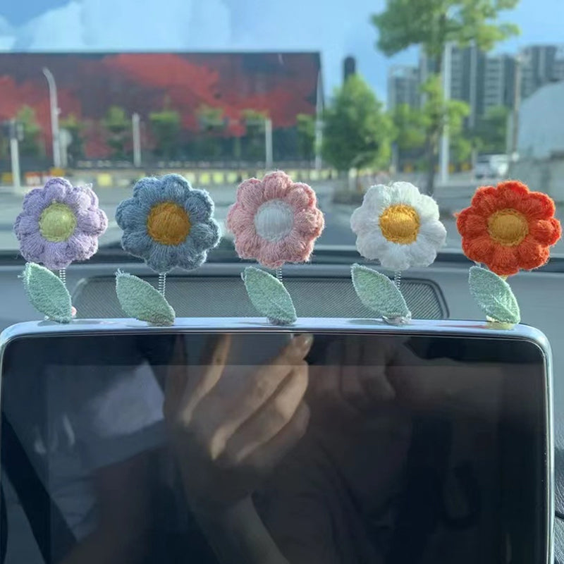 Niedliche Wackelkopfblumen-Autodekoration