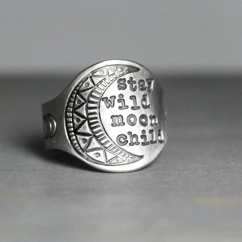 Geschnitzter Mondring
