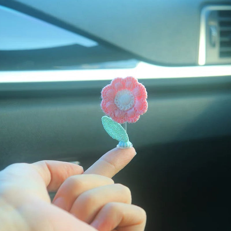 Niedliche Wackelkopfblumen-Autodekoration