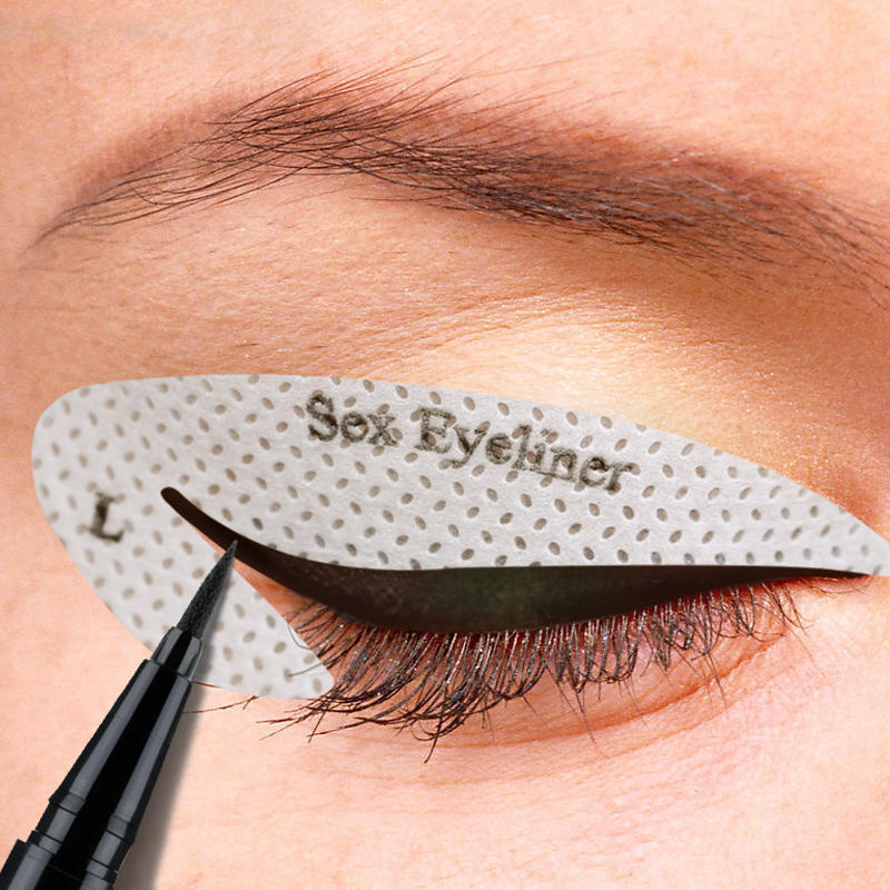 QUICK EYELINER LIDSCHATTENSCHABLONEN