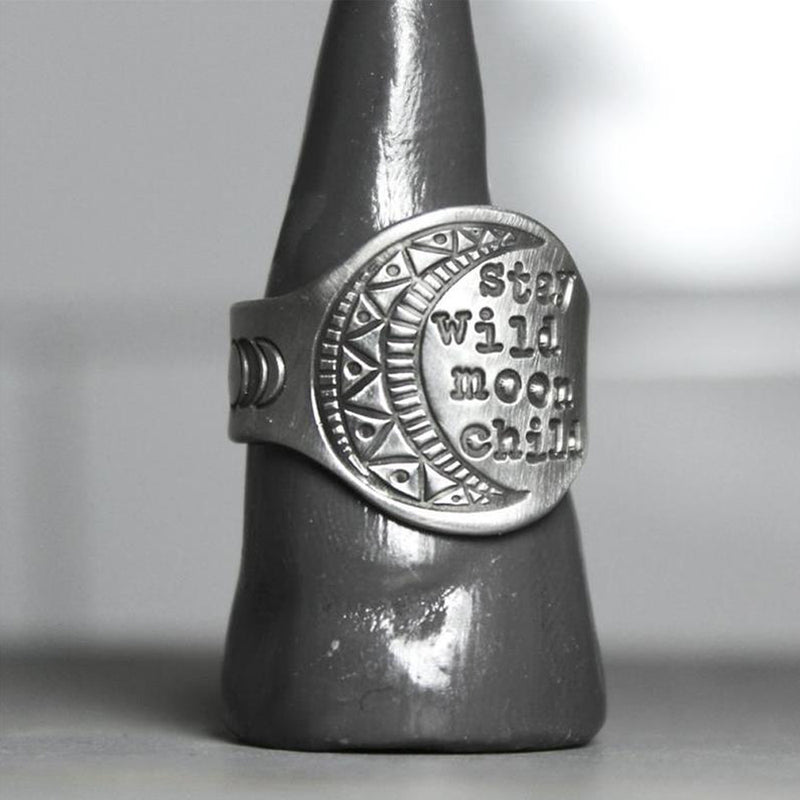 Geschnitzter Mondring