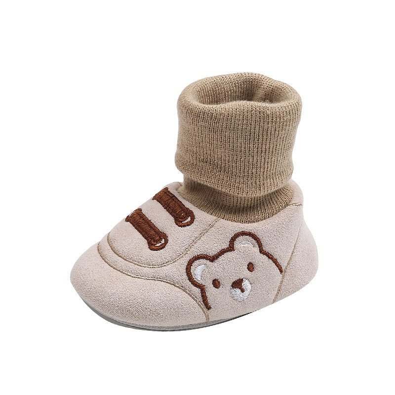 Süße Baby-Winterschuhe